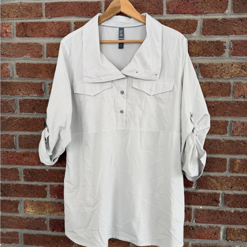 Mountain Hardware Light Gray Button-Up Shirt. XL.… - image 3